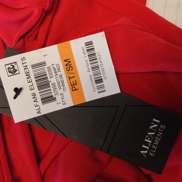 Alfani Asymmetrical Envelope Hem Top Red Petite Small or Large - Picture 10 of 10